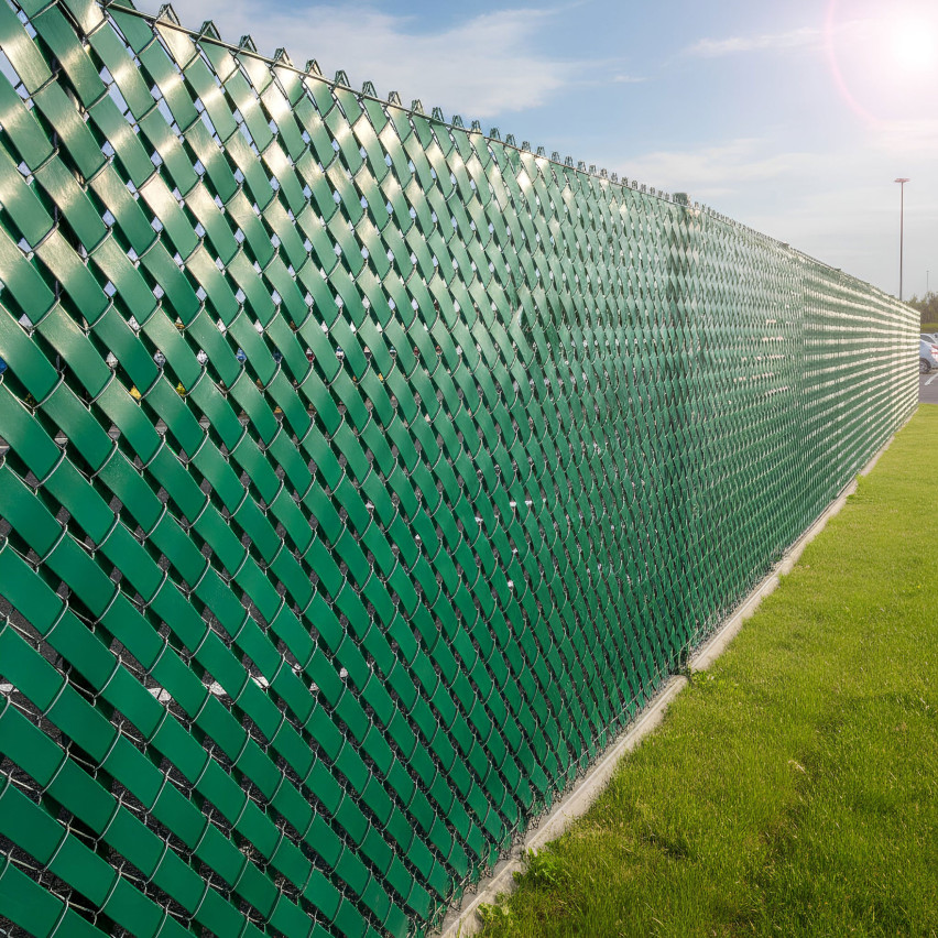 Sichtschutzstreifen für Doppelstabmatten, Sichtschutzlamellen für Zaun UV-beständig, 900 g/m2, zuschneidbar, grün