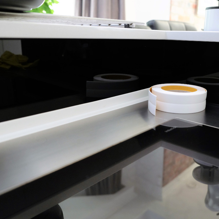 Weichsockelleiste Selbstklebend Sockelleiste Knickleiste aus PVC Kunststoff, Flexible Fußleiste Wandabschlussleiste, hellbraun