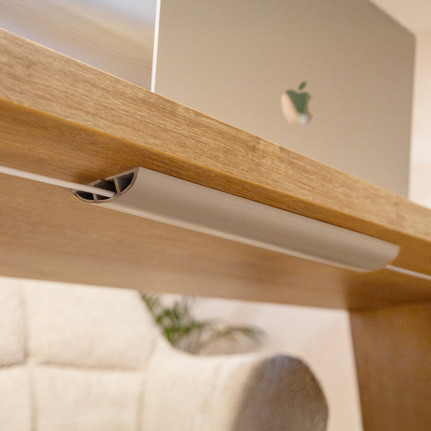 Kabelkanal PVC Kabelbrücke Boden, Stolperschutz, 3 Kanäle, Halbrund, Zuschneidbar , weiß