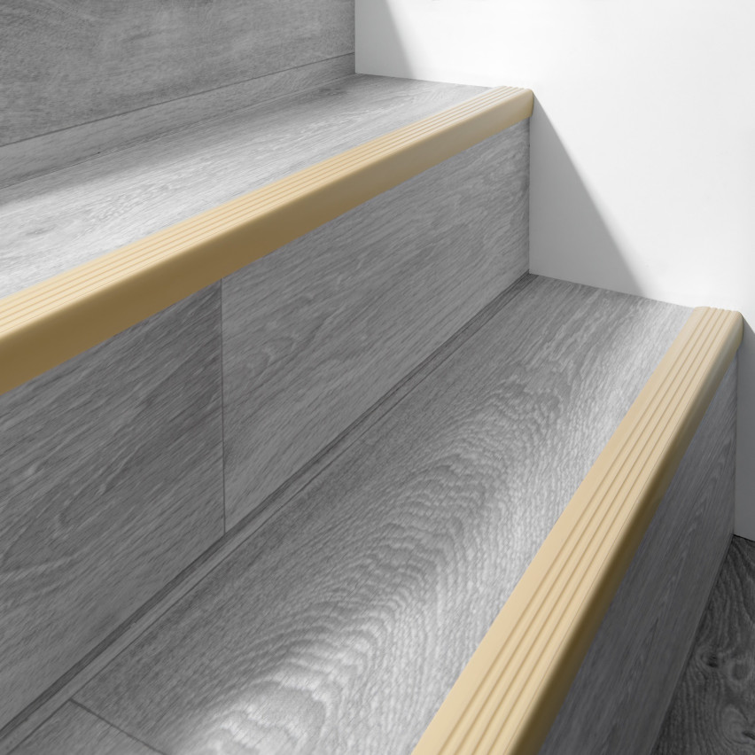 Set: Selbstklebende Antirutsch-Treppenprofile, creme, 40x25 mm, 100 cm